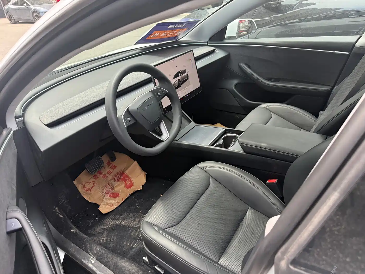 Photo 4 - Tesla Model 3