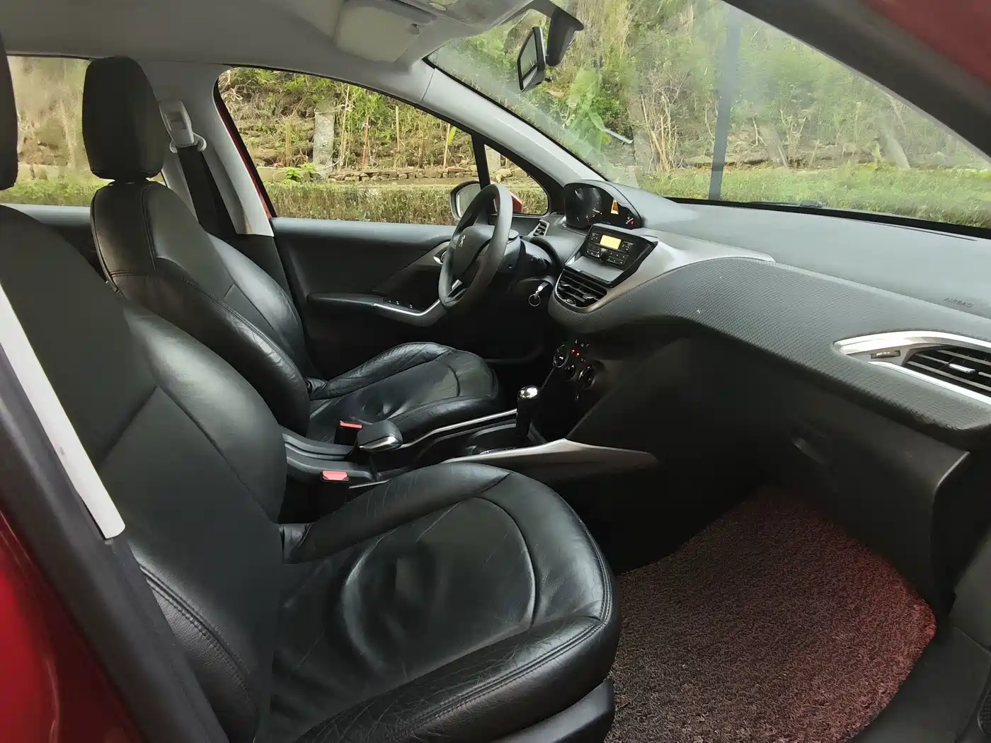 Peugeot 2008 2015 2015 1.6L Automatic Cool Edition