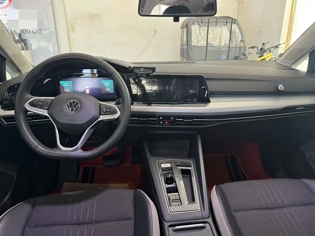Volkswagen Golf 2023 280TSI DSG Pro фото 9