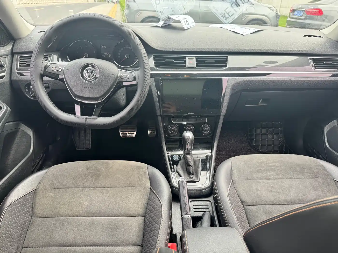 Volkswagen C-TREK 2018 1.5L Automatic Luxury фото 10