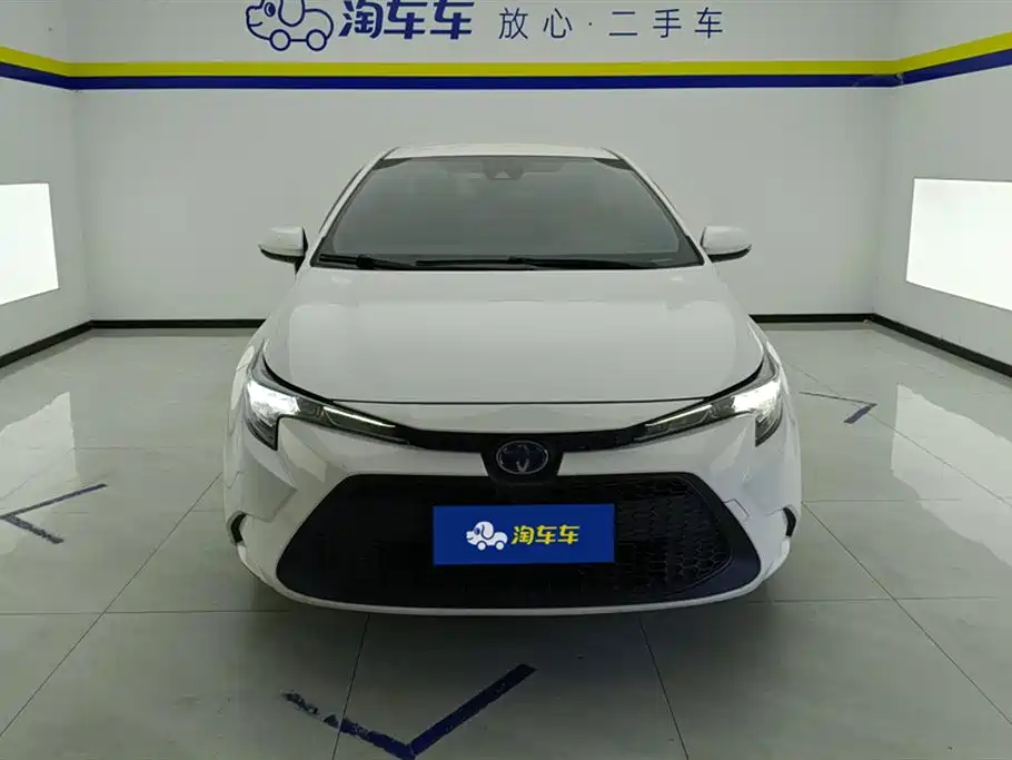 Toyota Levin 2022 Dual Engine 1.8H E-CVT Leading Edition фото 2