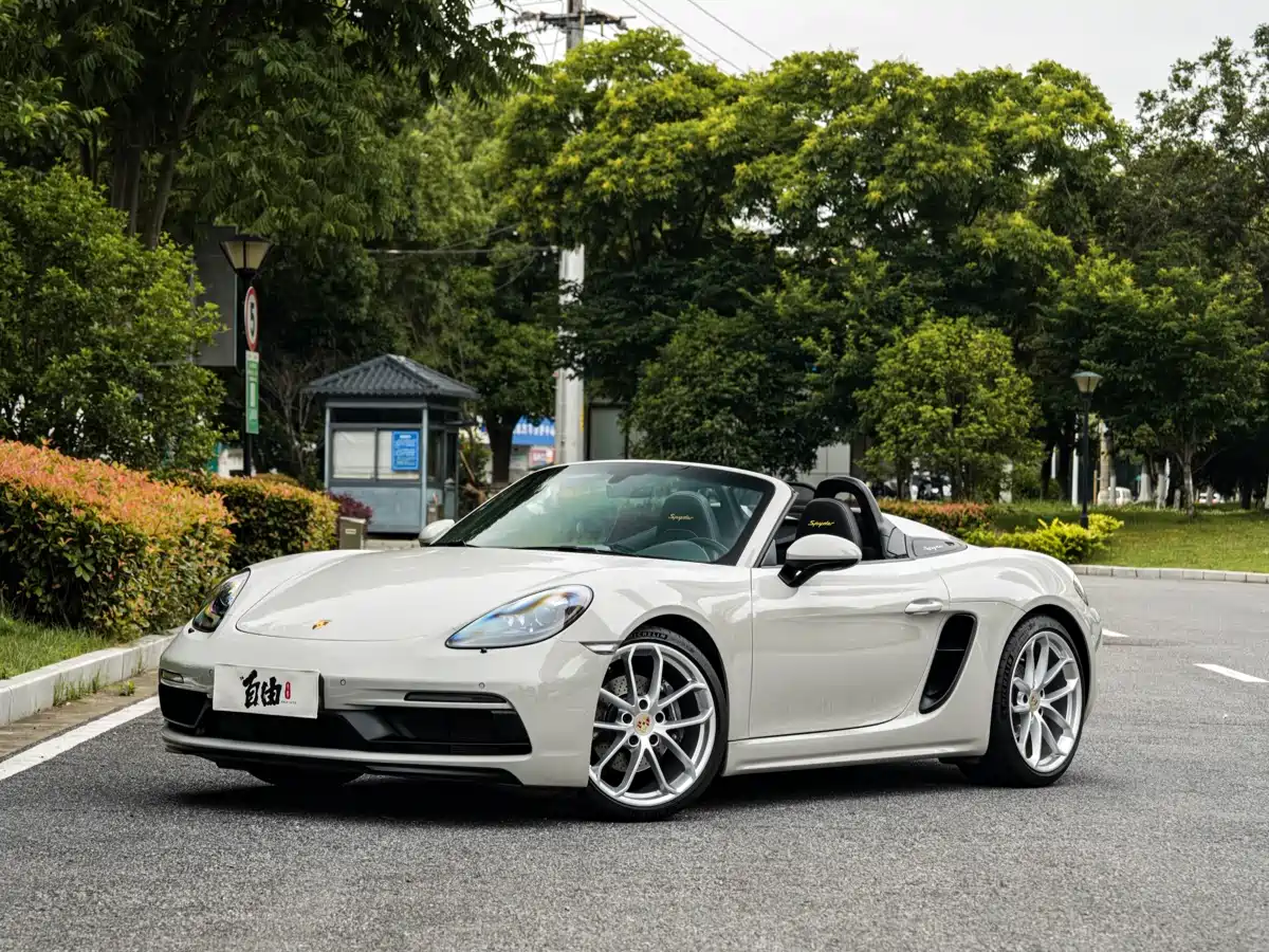 Porsche 718 2022 Spyder 2.0T