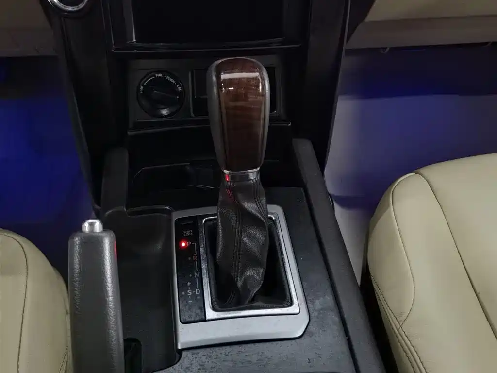 Toyota Prado 2016 2.7L Auto Luxury Edition фото 13