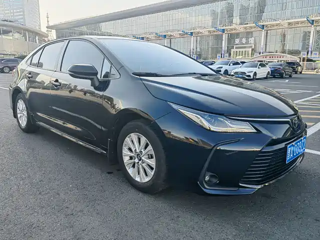 Toyota Corolla 2021 TNGA 1.5L CVT Elite Edition — фото 3