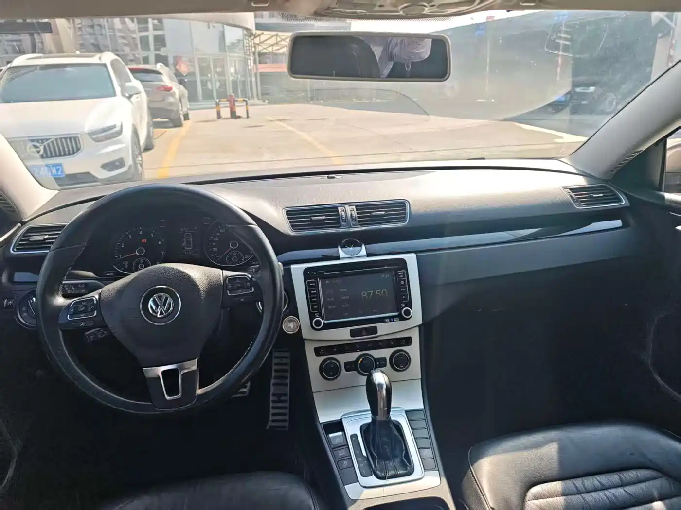 Volkswagen Magotan 2013 2.0TSI Luxury фото 9