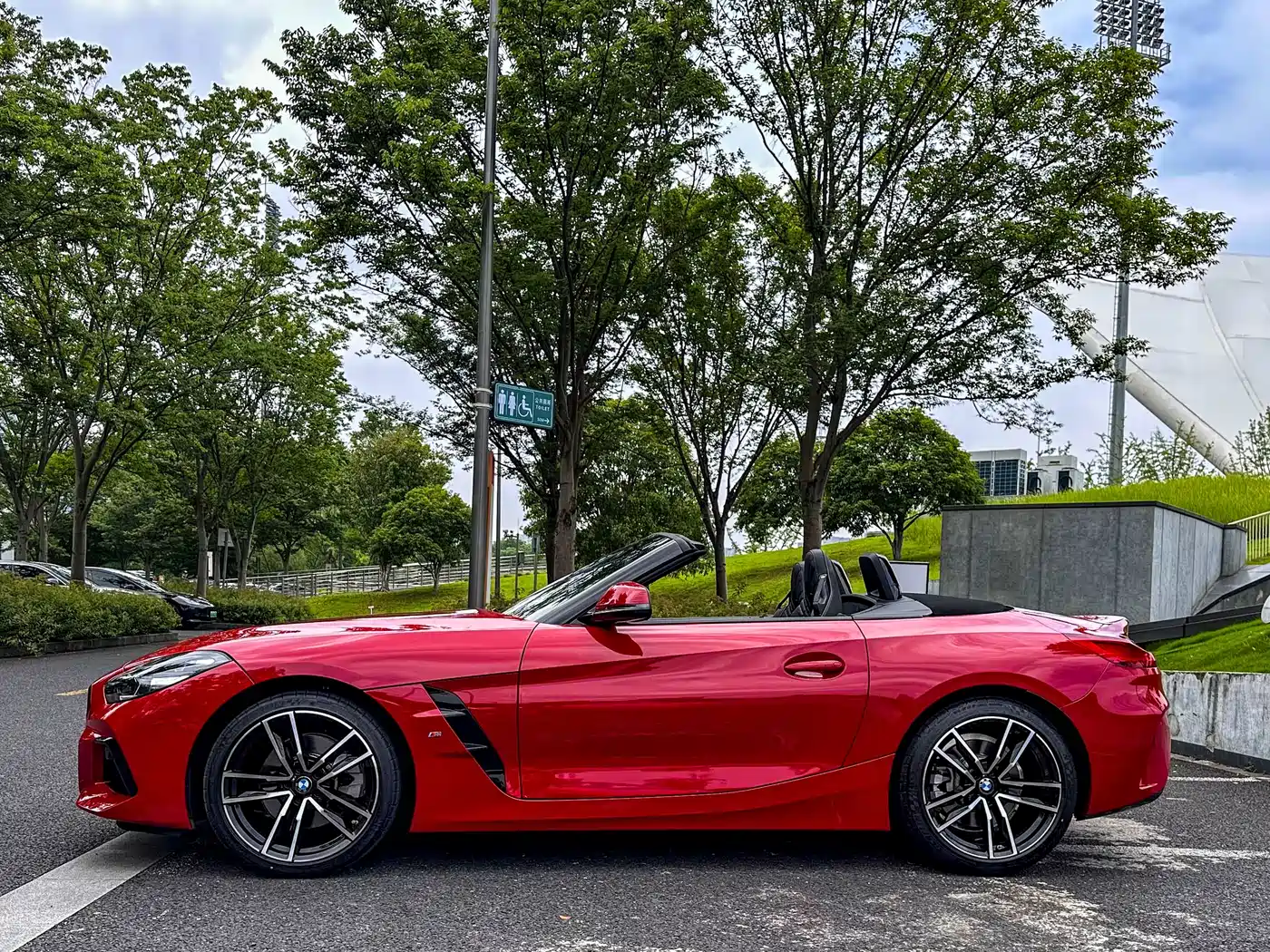 BMW Z4 2023 2022 sDrive 25i M Sport Package