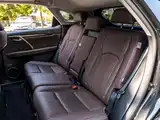 Фото 12 - Lexus RX