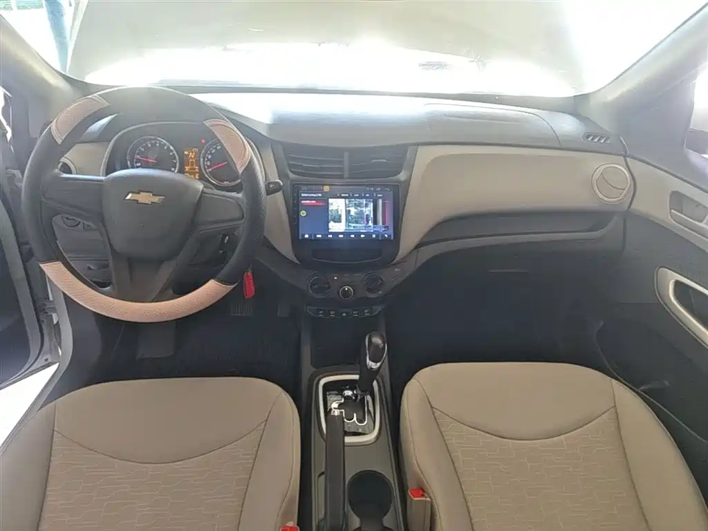 Chevrolet Sail 2015 Sail 3 1.3L AMT Ideal Edition фото 10