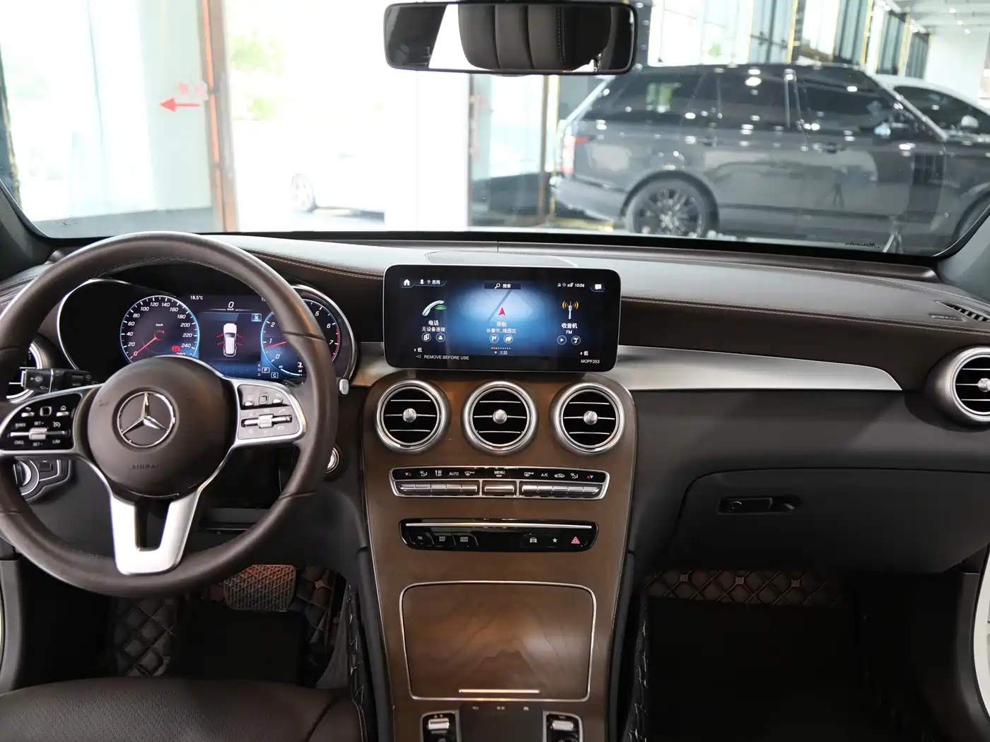Mercedes-Benz GLC 2022 Facelift II GLC 260 L 4MATIC Luxury фото 12