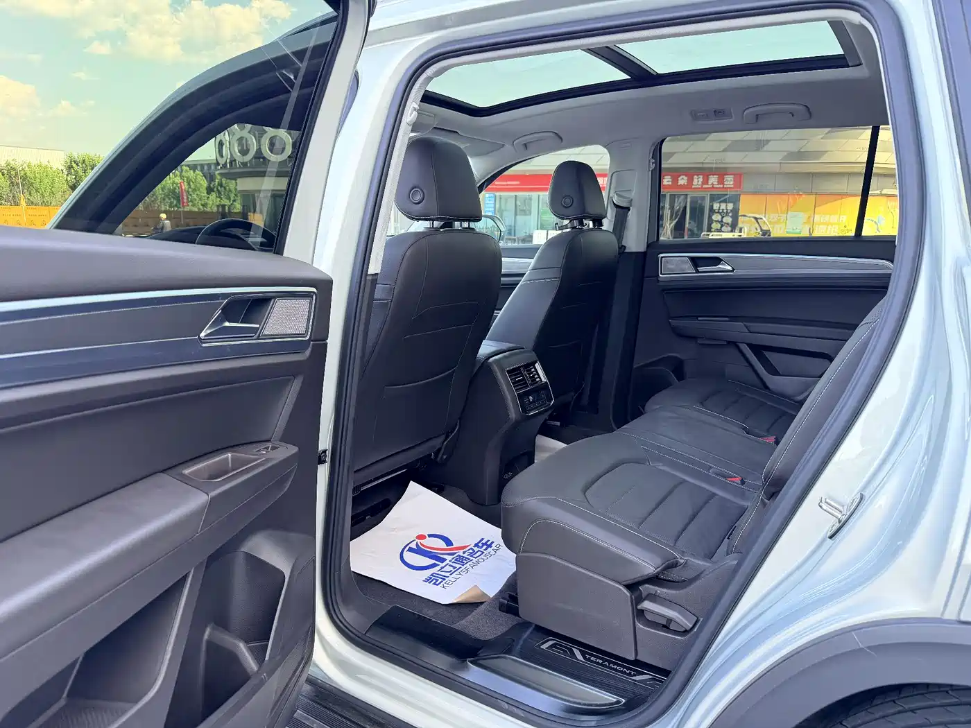 Volkswagen Teramont 2019 330TSI 2WD Luxury China VI фото 8