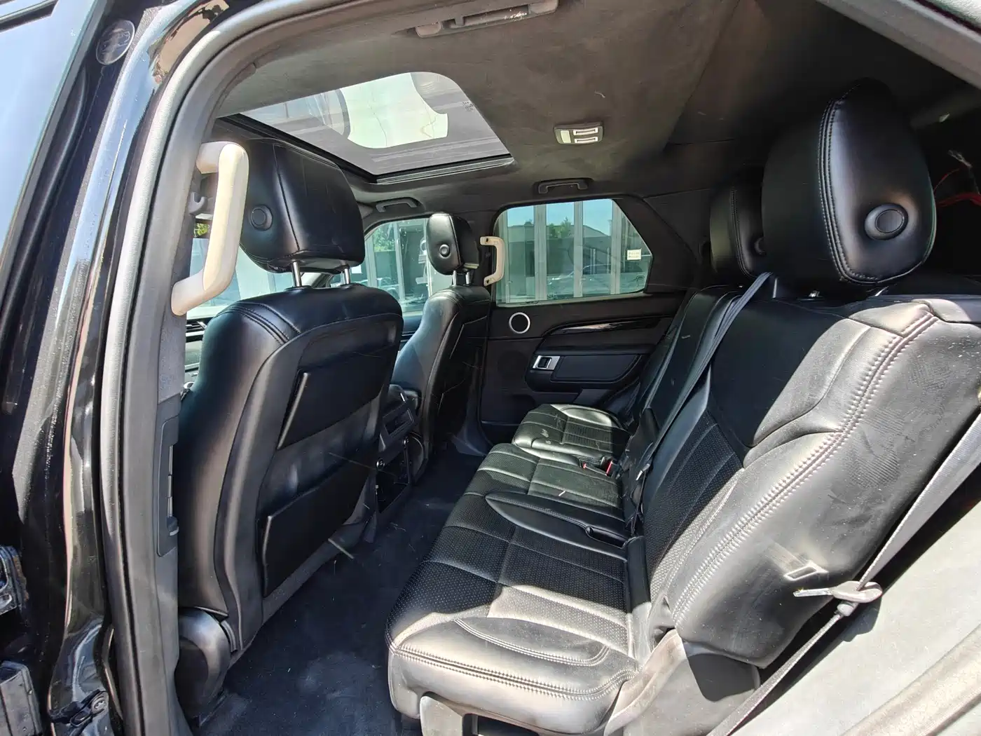 Land Rover Discovery 2017 3.0 SC V6 SE фото 7