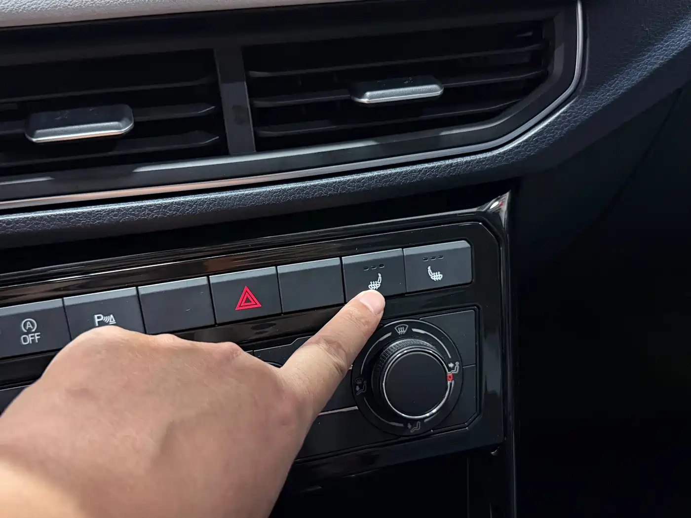 Volkswagen Tharu, миниатюра 3