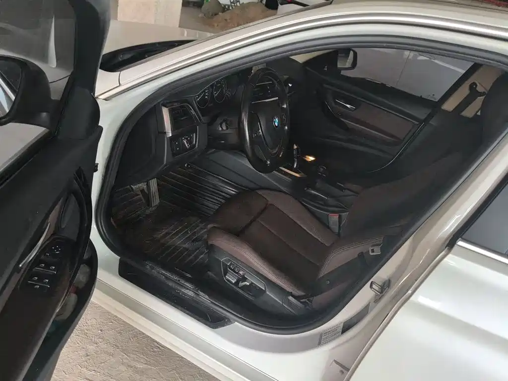 BMW 3 Series 2018 320Li Fashion Style фото 14