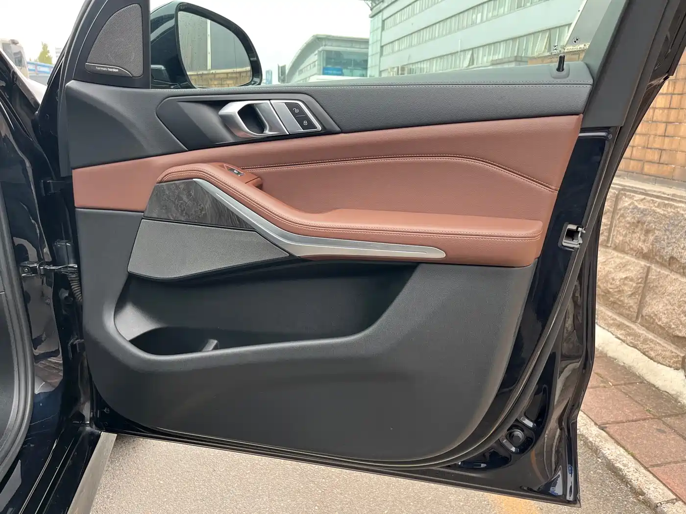 BMW X5 (Import) 2020 xDrive40i M Sport Package фото 26