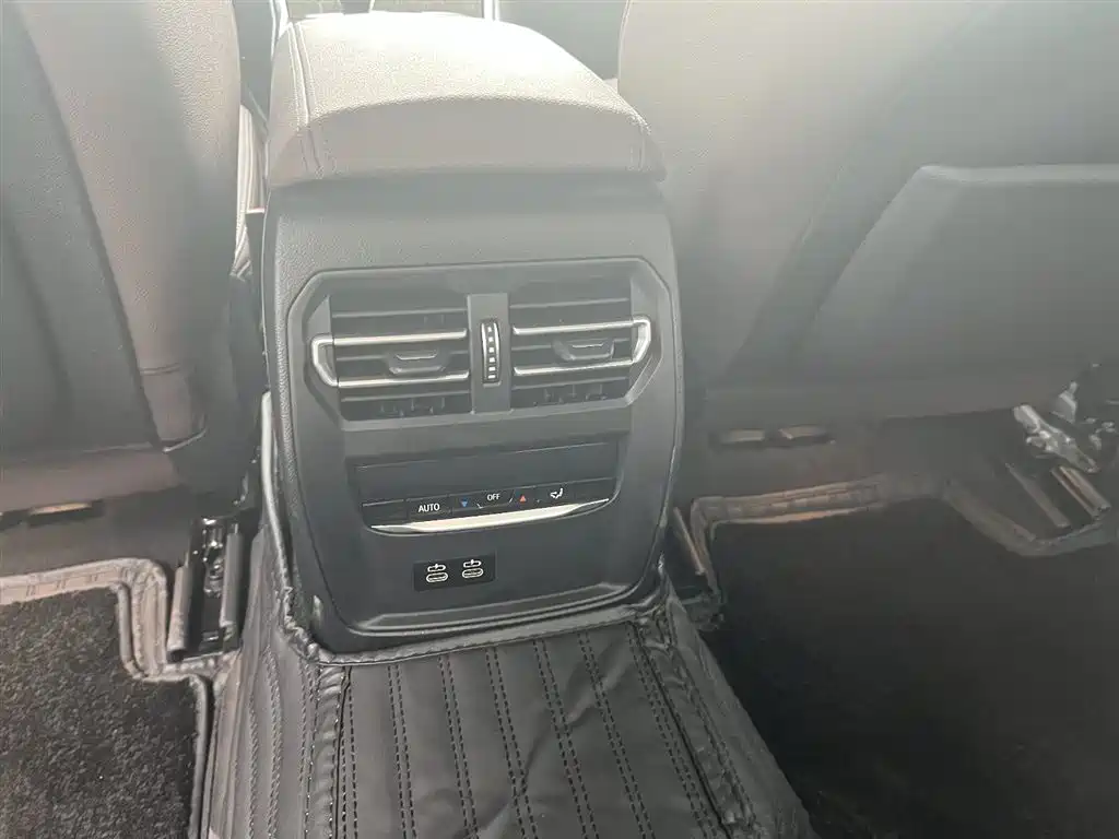 BMW 3 Series 2021 Facelift 325Li M Sport Package фото 23