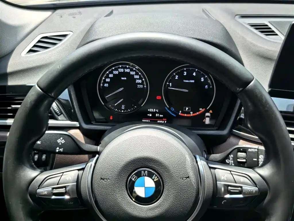 BMW X1 2022 sDrive25Li Leading фото 4