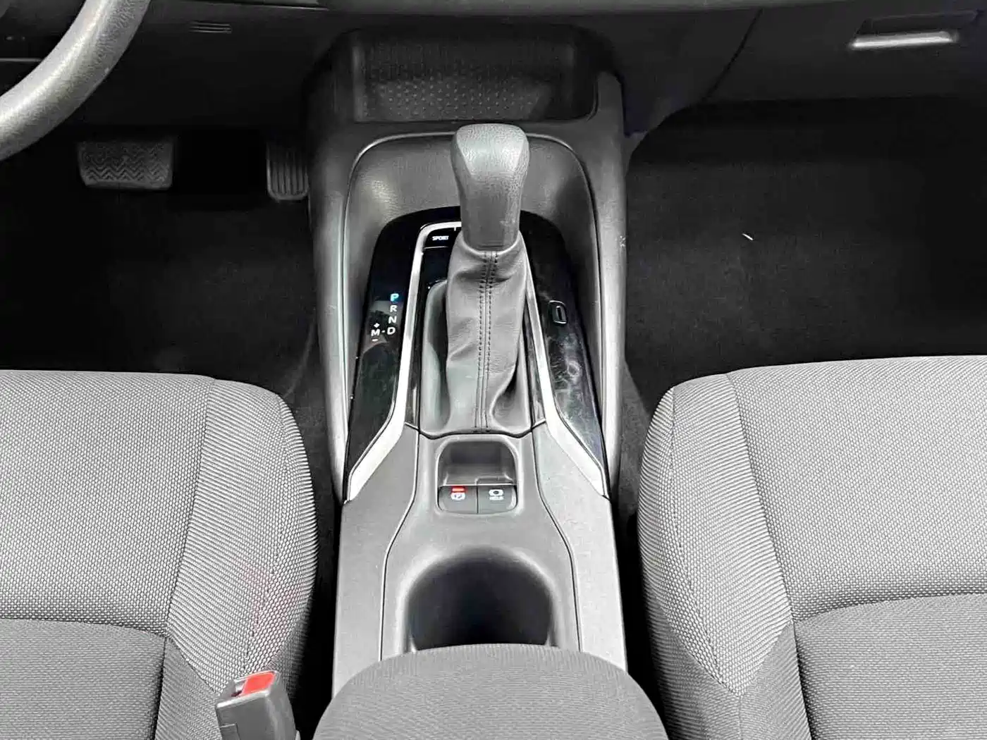 Toyota Levin 2022 185T CVT Luxury Edition фото 14
