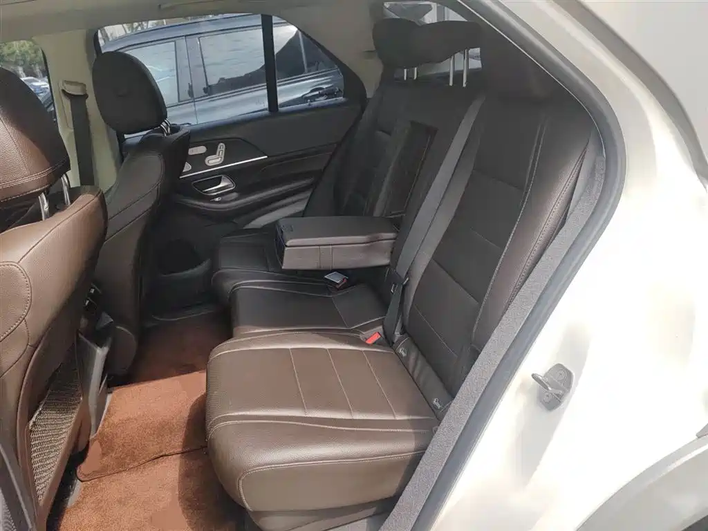 Mercedes-Benz GLE 2020 GLE 450 4MATIC Fashion фото 13
