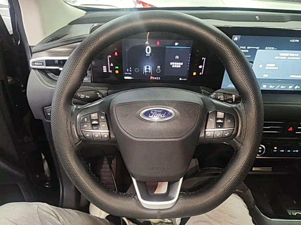 Ford Edge 2022 2021 PLUS EcoBoost 245 FWD Luxury Sharp 7-seater