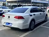 Photo 17 - Volkswagen Lamando