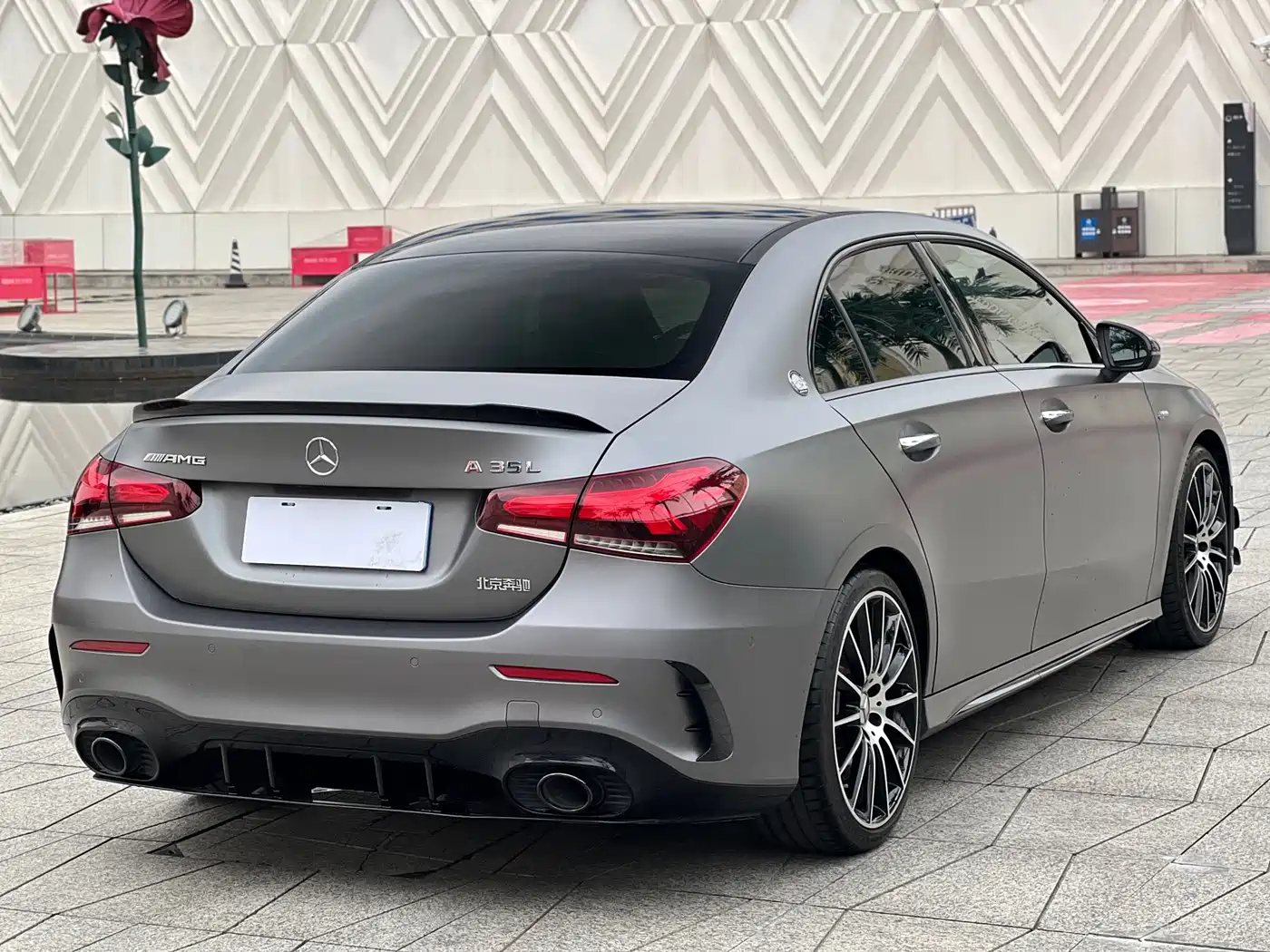 Mercedes-Benz A-Class AMG 2020 AMG A 35 L 4MATIC фото 6