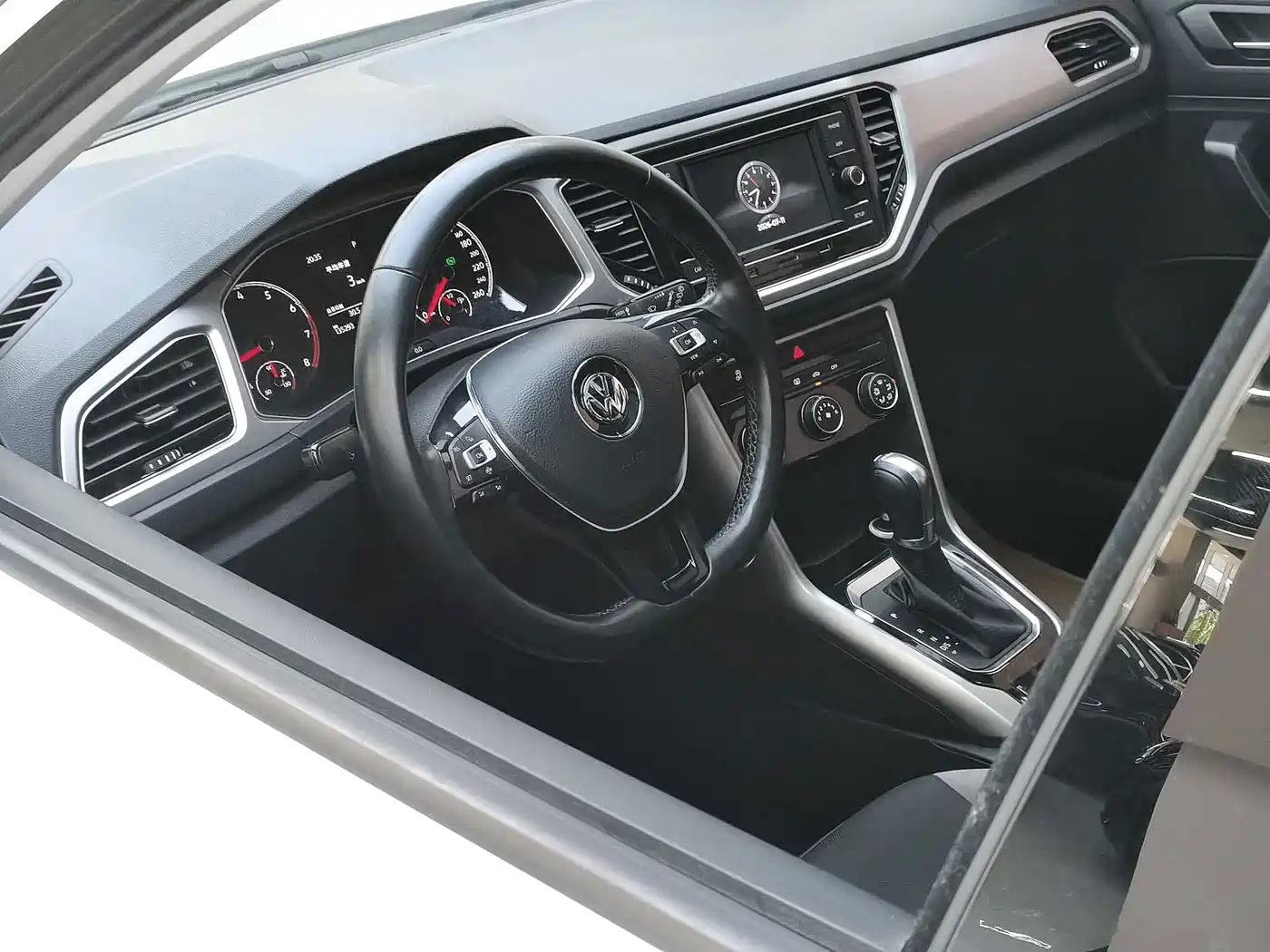 Volkswagen T-Roc, миниатюра 18