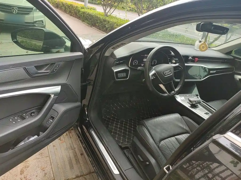 Audi A6L 2019 45 TFSI Premium Elegance фото 12