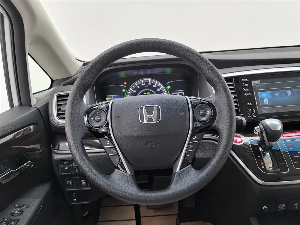 Honda Odyssey 2021 2.0L Sharp Premium Edition фото 11