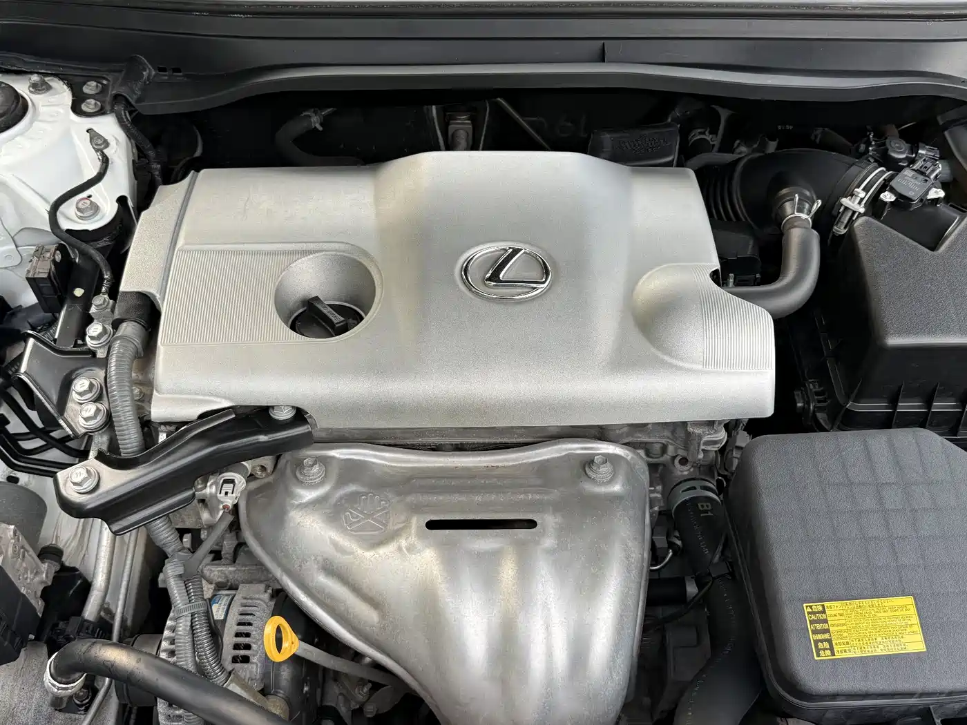 Фото 20 - Lexus ES