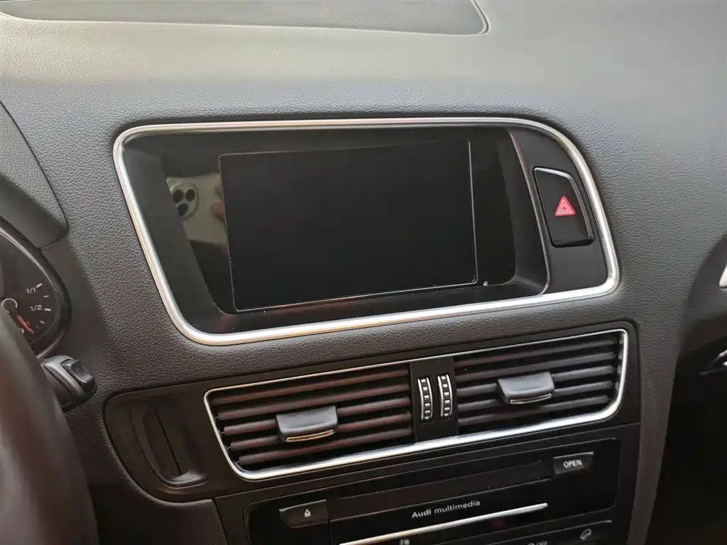 Audi Q5 (Import) 2013 45 TFSI quattro Sport фото 9