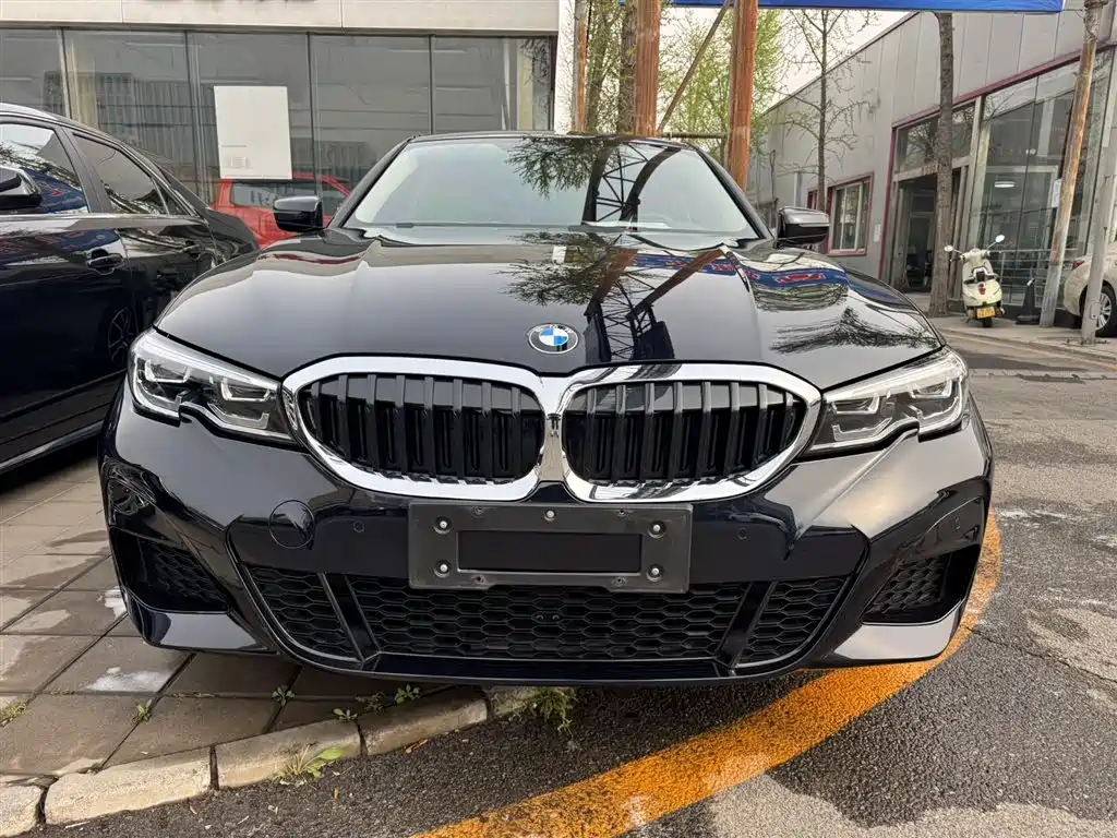 BMW 3 Series 2022 Facelift 325Li M Sport Package
