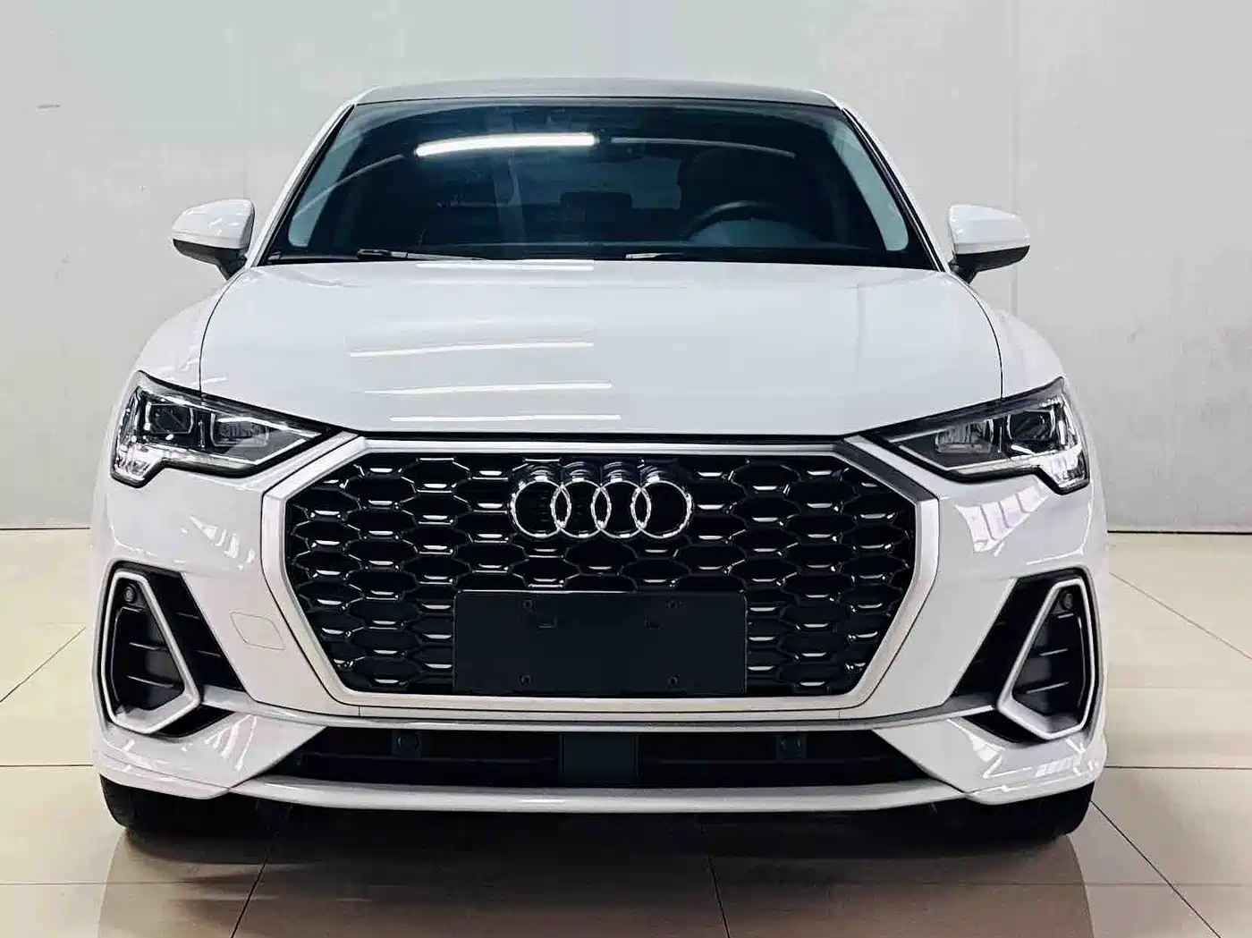 Audi Q3 Sportback 2020 40 TFSI Fashion фото 2