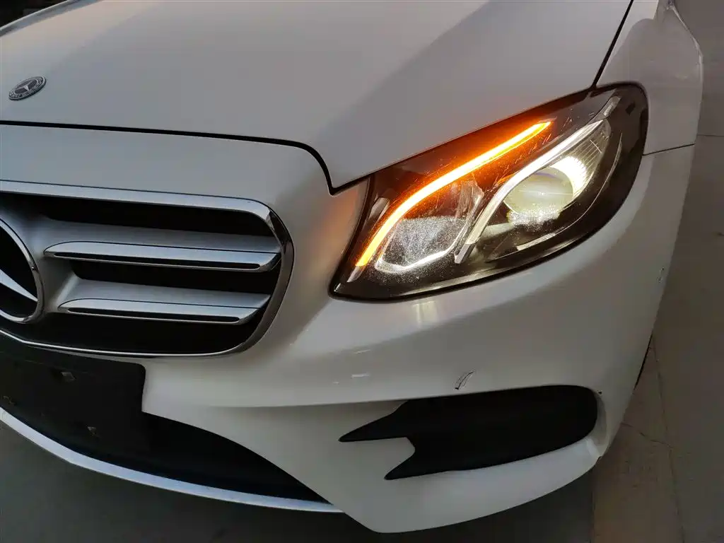 Mercedes-Benz E-Class 2018 Facelift E 200 L Sport фото 14