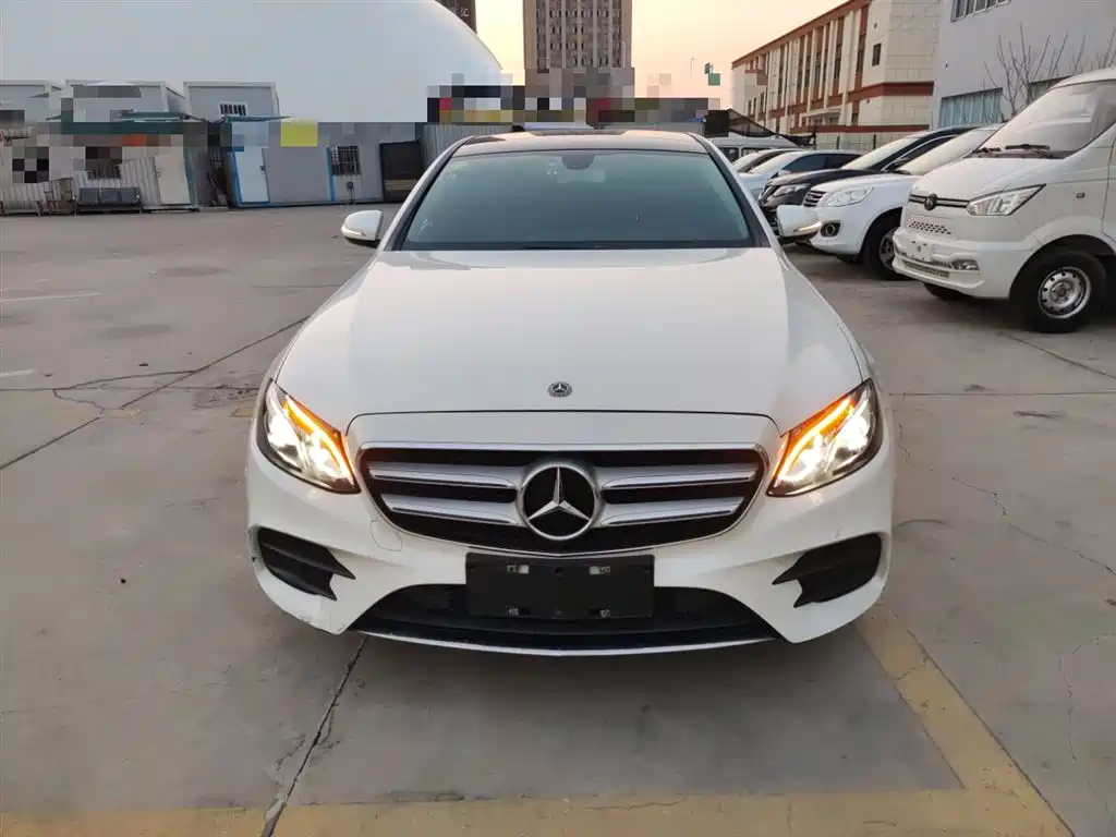 Mercedes-Benz E-Class 2018 Facelift E 200 L Sport фото 18