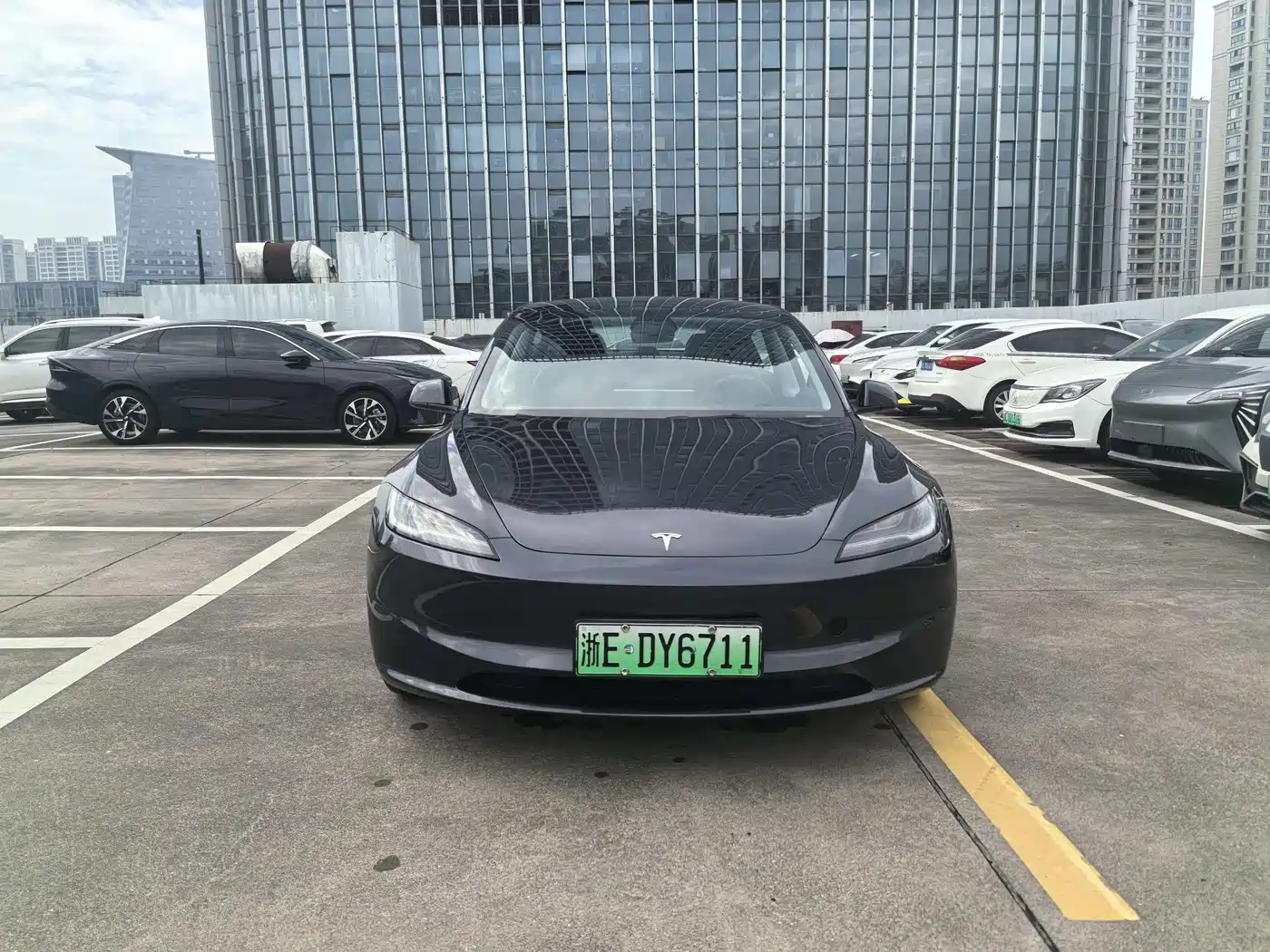 Tesla Model 3 2023