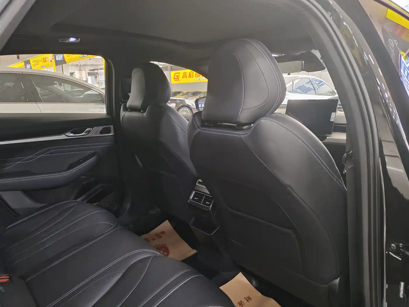 Фото 8 - Geely Preface