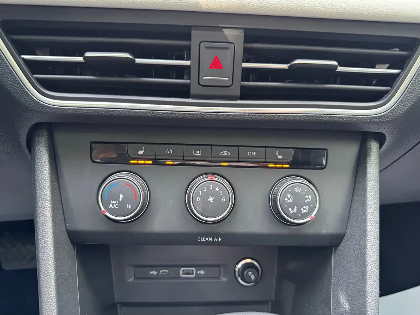 Volkswagen Tiguan L 2023 280TSI 2WD Trend Limited Edition фото 11