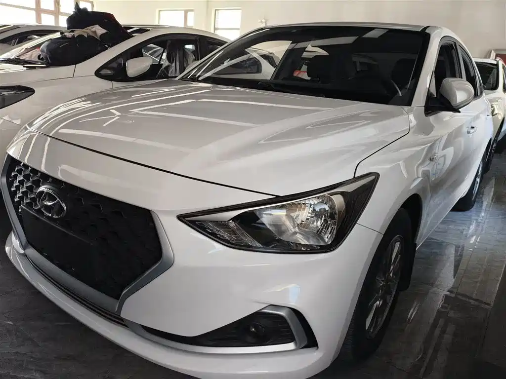 Hyundai Elantra 2018 1.6L Auto Joy GL (China V) фото 2