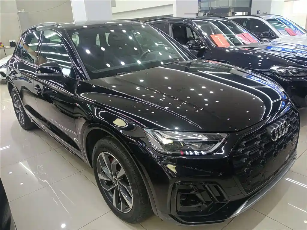 Audi Q5L 2024 Model 40 TFSI Luxury Dynamic фото 22