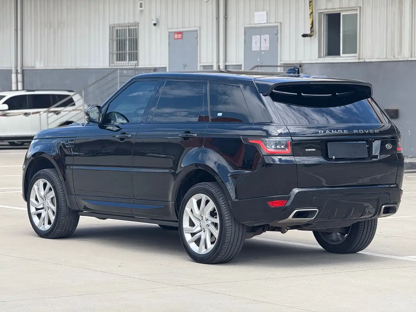 Land Rover Range Rover Sport 2018 3.0 SC V6 HSE DYNAMIC фото 4