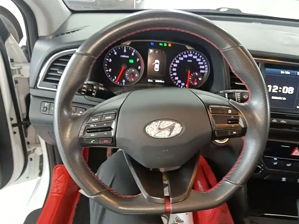 Hyundai Elantra 2016 1.4T DCT Dynamic·Vitality фото 11