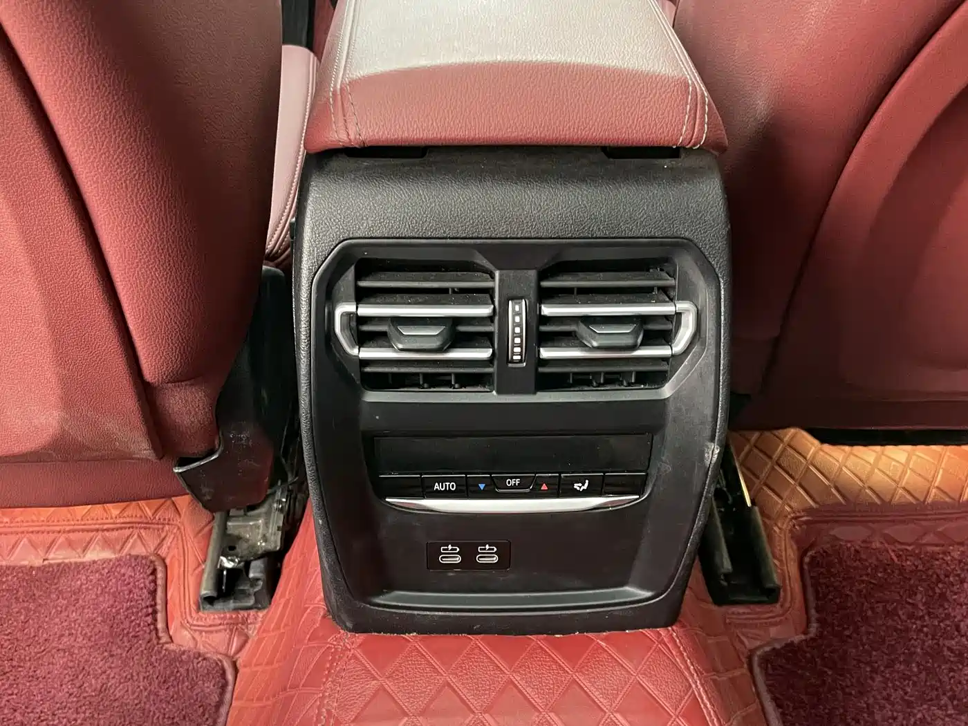 BMW 3 Series 2023 320Li M Sport Package фото 22