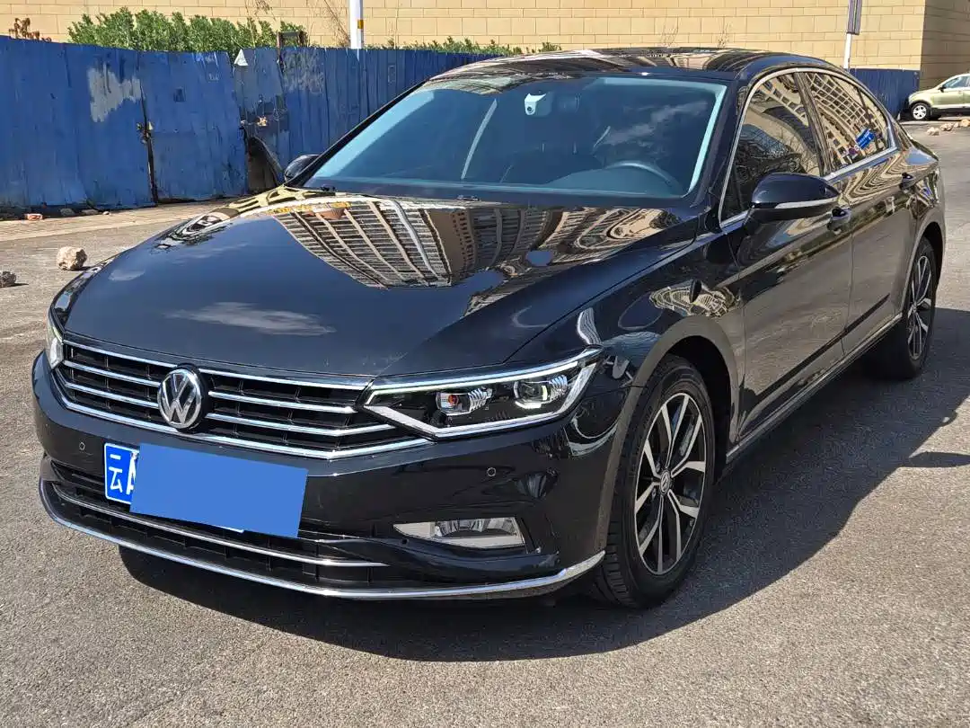 Volkswagen Magotan 2020 330TSI DSG Leading фото 2