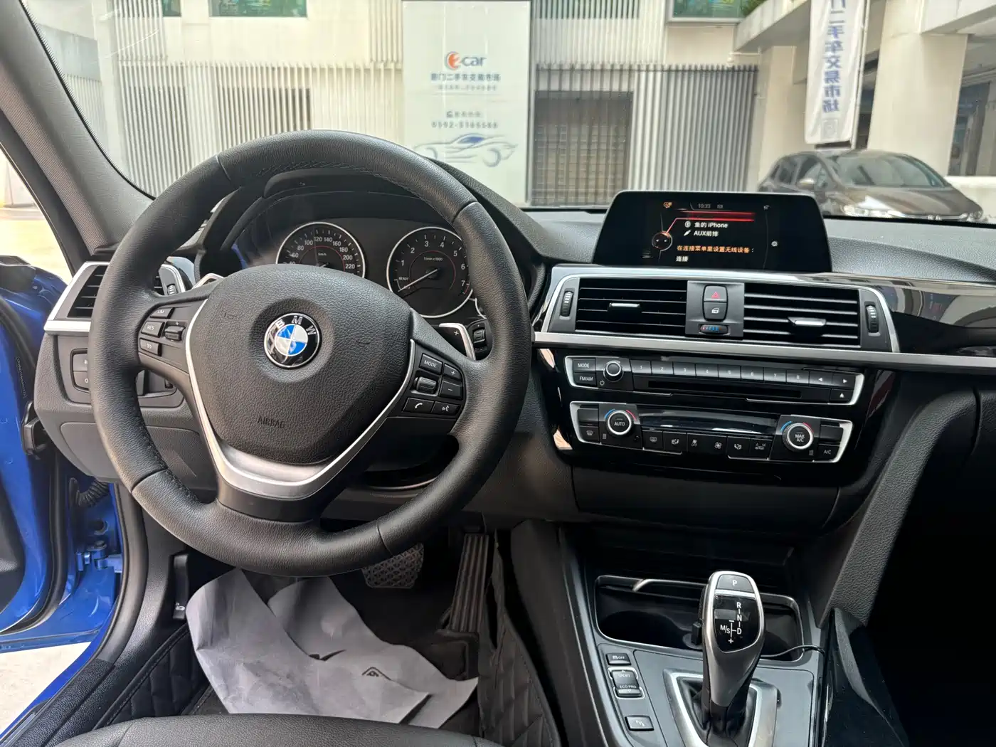 BMW 3 Series 2017 320Li M Sport фото 10
