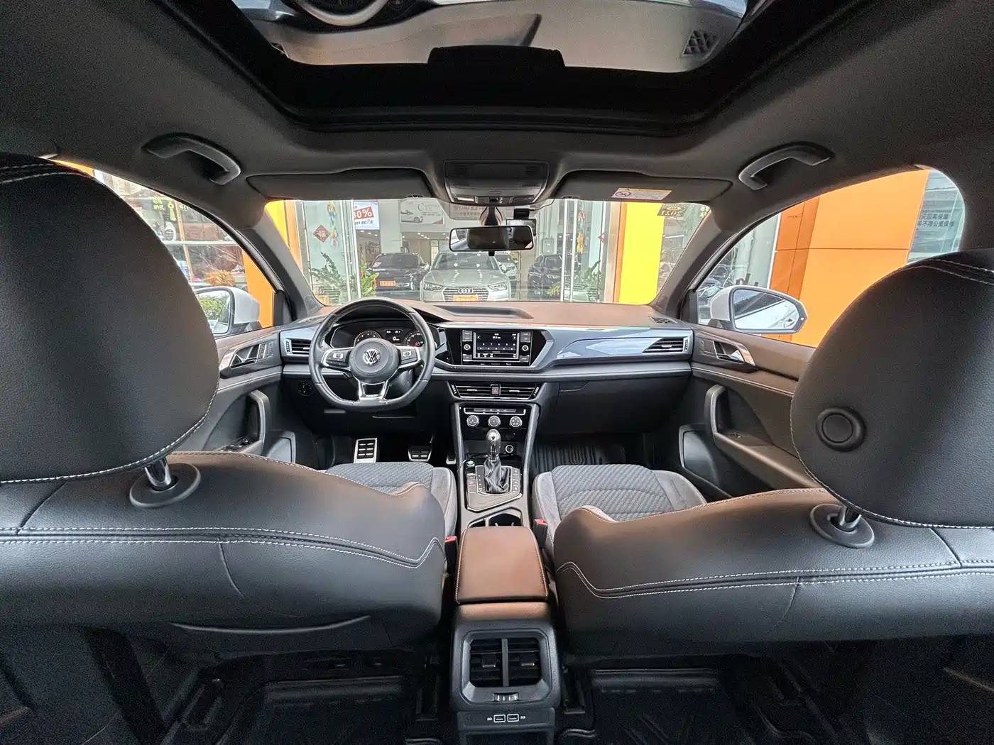 Volkswagen Tharu 2019 Model 280TSI 2WD R-line China VI фото 16