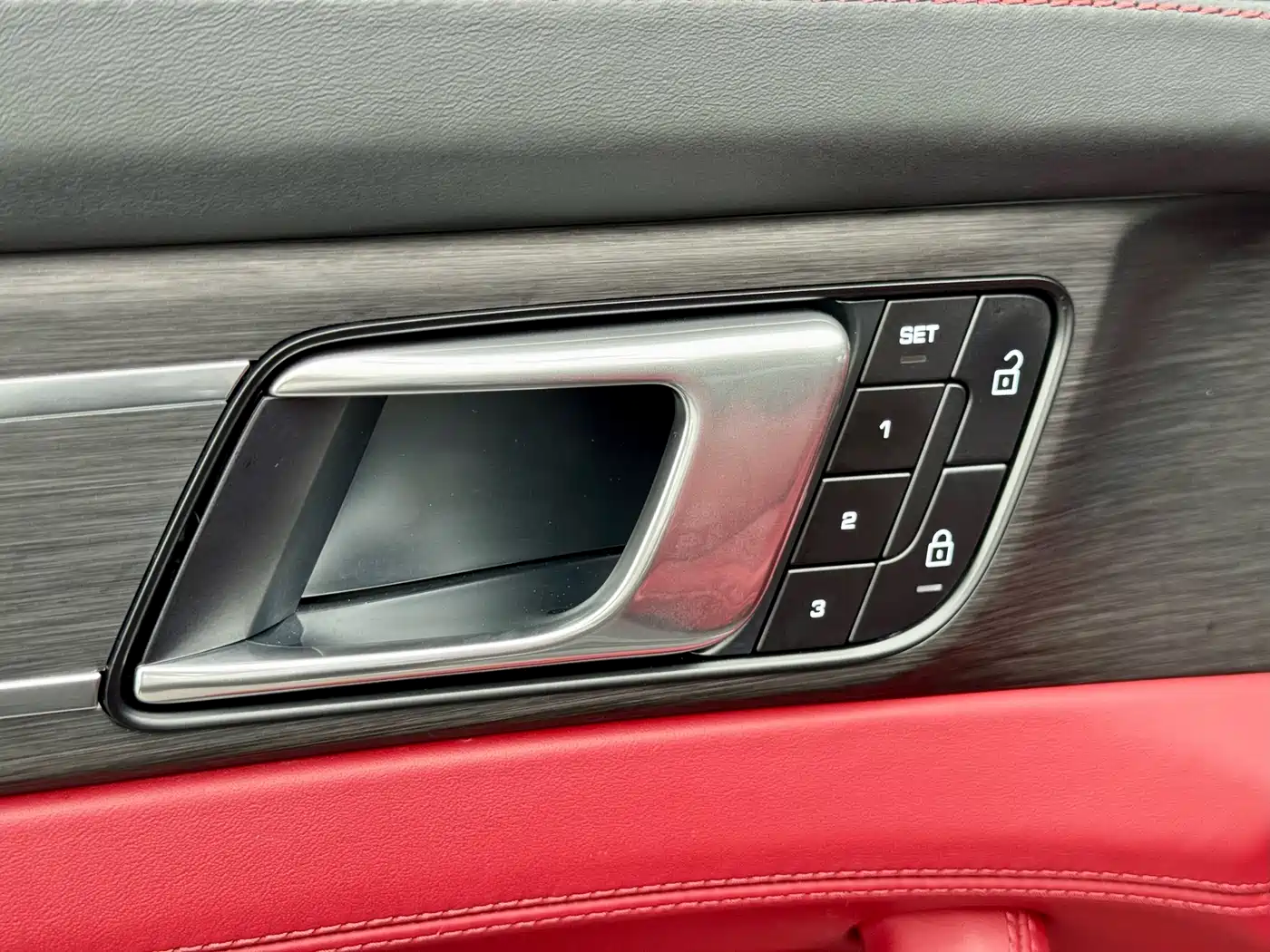 Porsche Panamera 2023 Panamera 2.9T Platinum Edition фото 12