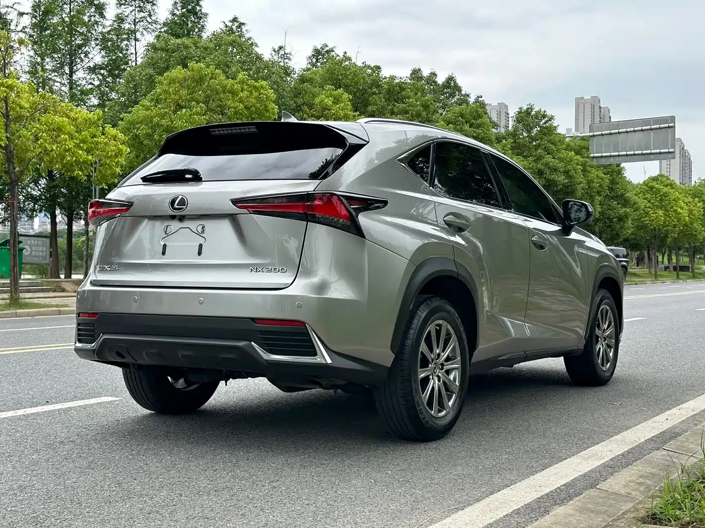 Lexus NX 2020 200 AWD F Sport China VI фото 6