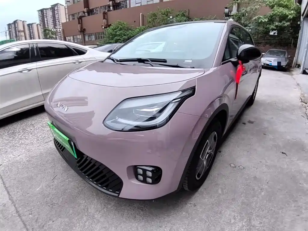 Aion UT 2025 Model 330 Starlight Edition