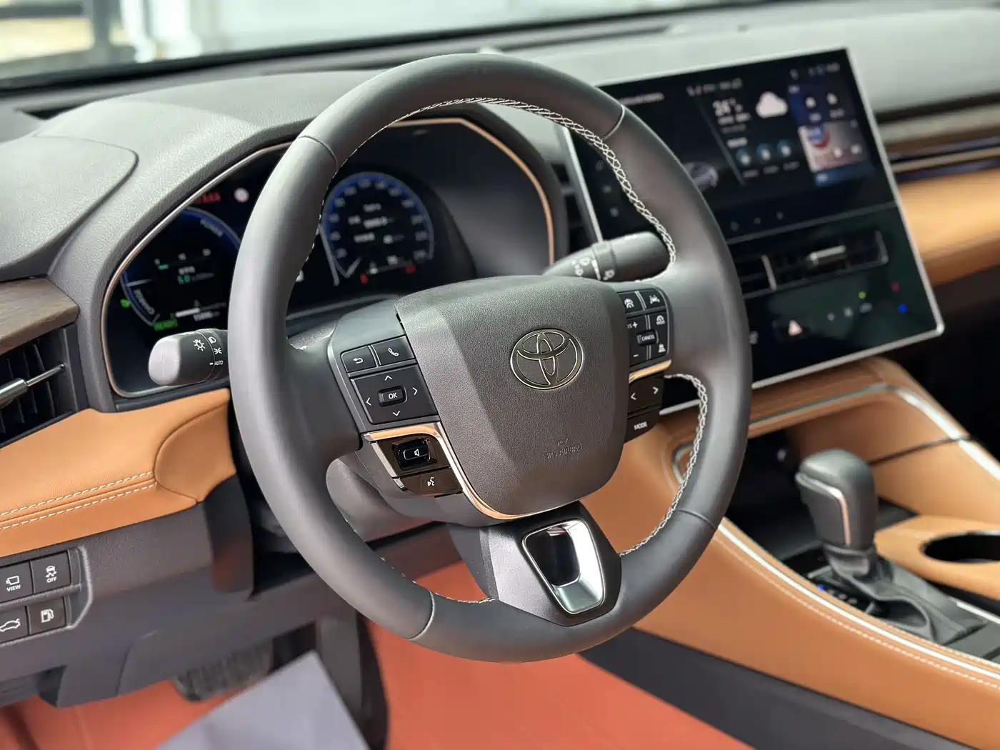 Toyota Avalon 2024 Model Hybrid 2.0L Prestige Edition фото 7