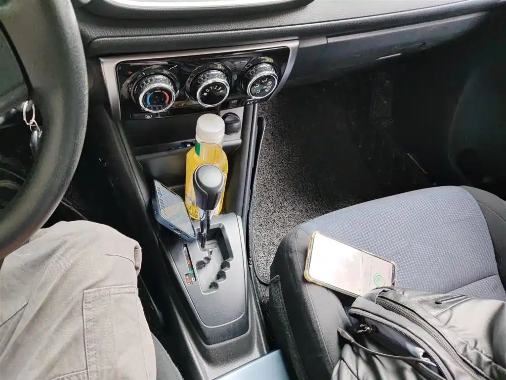 Toyota YARiS L Zhi Xiang 2020 1.5L CVT Leading Edition фото 10